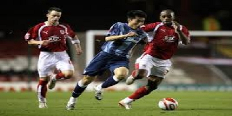 约翰逊的教练生涯：从巴恩斯利到布里斯托城的成功之路-雷速体育