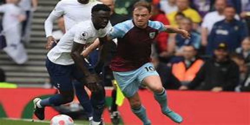 争议判罚成为焦点：雷速体育深度解析-雷速体育