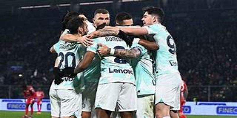 雷速体育关键转折：队长受伤与战术结构变化